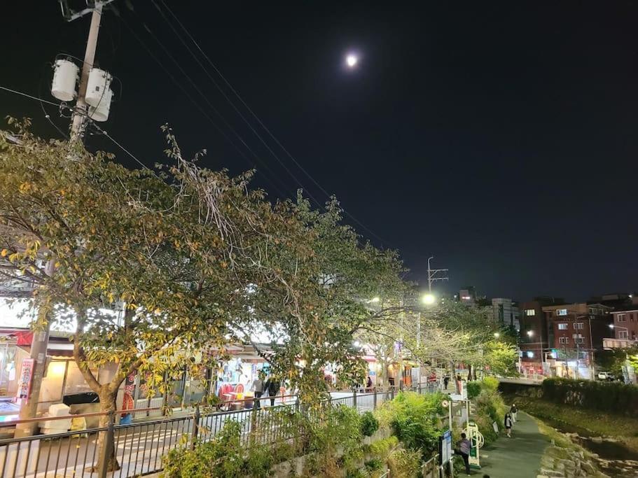 Private Hanok Space Moda Rumah percutian *