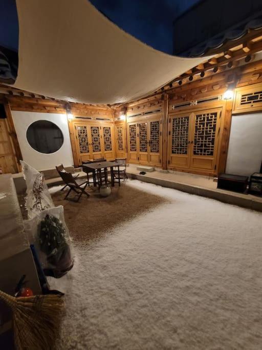 Private Hanok Space Moda Rumah percutian *